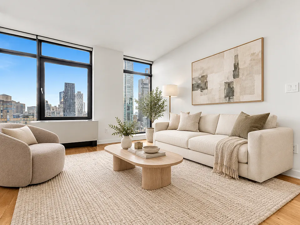 49 E 34th St #31AB