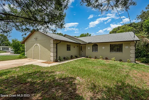 2620 Redwood Ave Photo 1