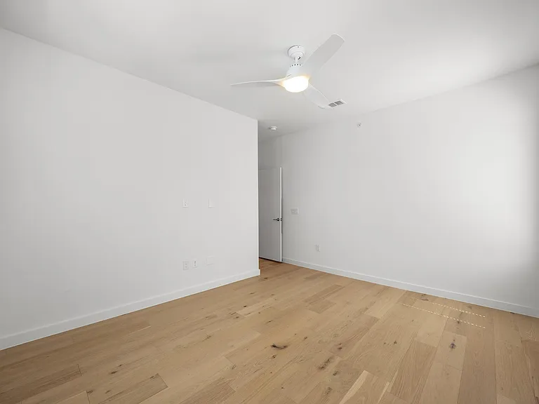 2200 McFly St #6102 — Photo 18