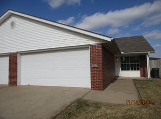 2317 W Roselawn St, Rogers, AR 72756