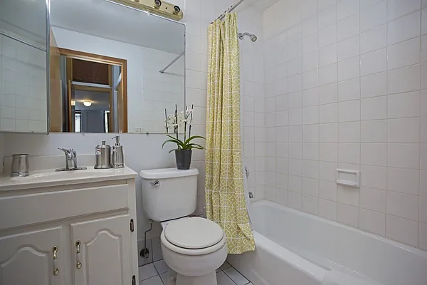 Rented by Corcoran | media 25