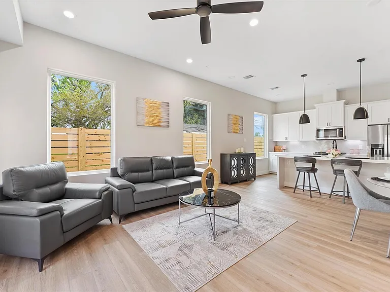 2131 Blalock Rd #D — Photo 2