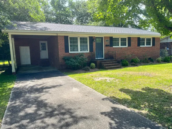 240 Sloan St, Wallace, NC 28466