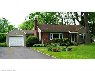 15 Woodbridge Rd, Newington, CT 06111