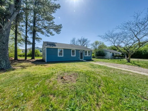 2807 Cushing Dr, Richmond, VA 23223
