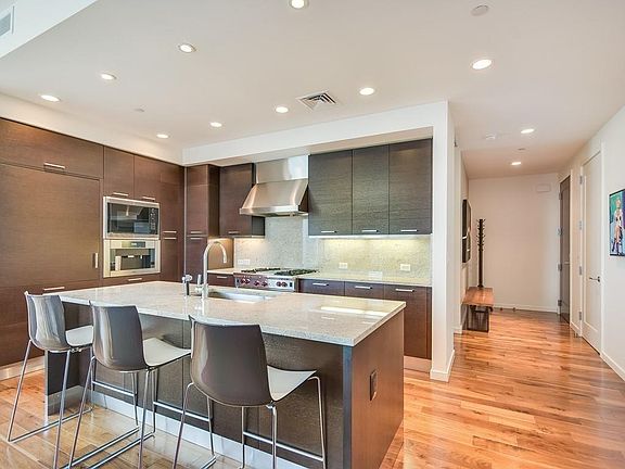 4th image of 200 Congress Ave Unit 12D