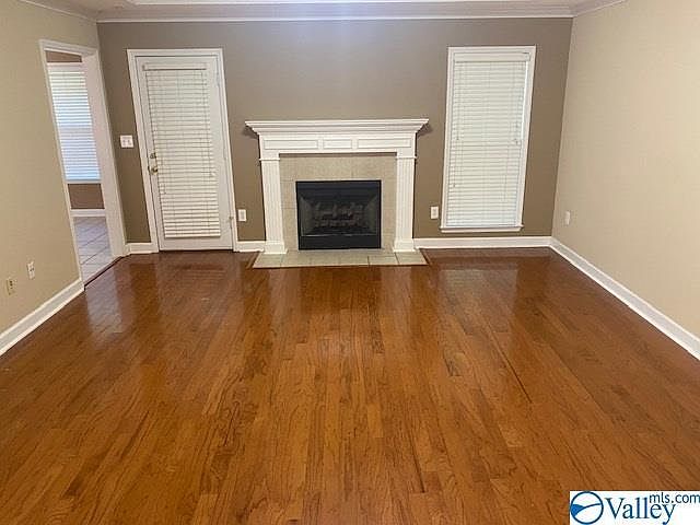 2nd image of 114 Pine Knoll Ln