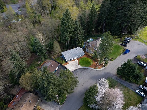 4th image of 3876 S 305th Place