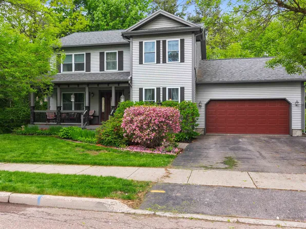 19 Hayden Street, Essex Junction, VT 05452