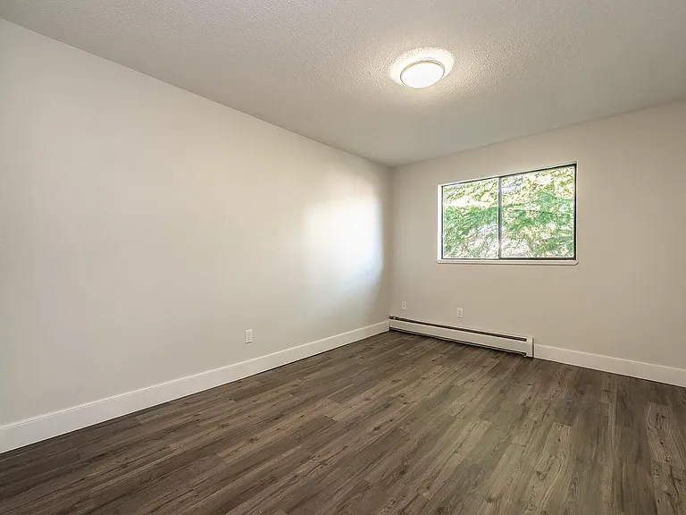335 Saint James St #337 — Photo 18