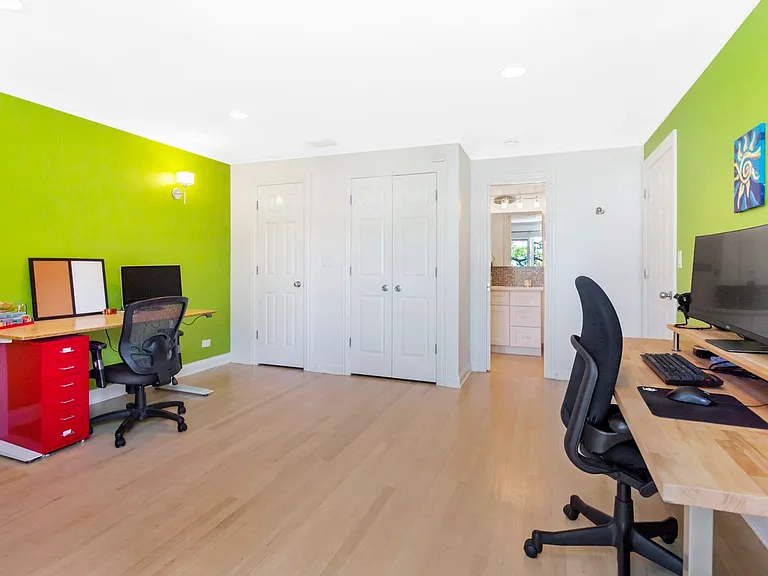 1518 W Oakdale Ave #2 — Photo 15