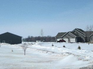 22195 Unit Ave, Hutchinson, MN 55350