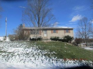 6455 W Muskingum Dr, Zanesville, OH 43701