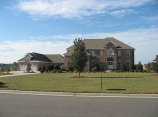 920 Two Gates Cir, Chesapeake, VA 23322