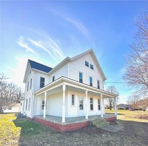 115 E 4th St, Williamstown, WV, 26187