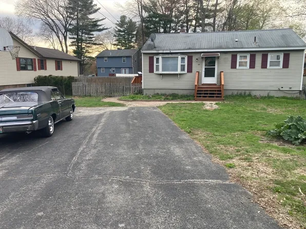 84 D St, Dracut, MA 01826