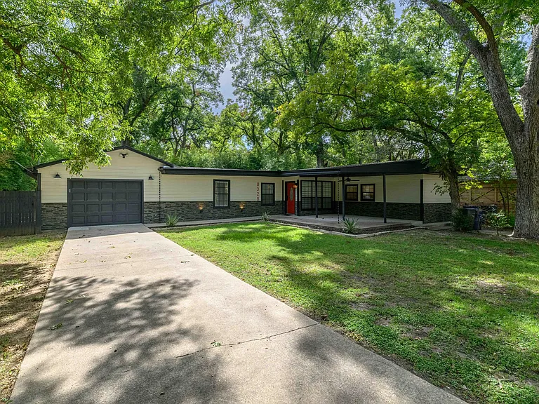 8328 Barbaree Blvd — Photo 19