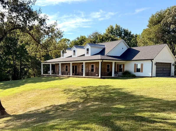 9530 Fenwick Rd, Owensboro, KY 42301