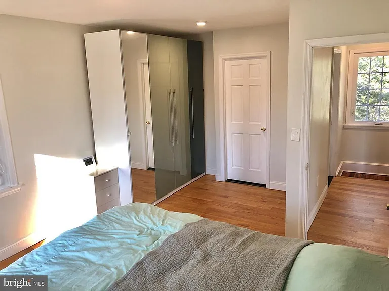329 Browning Ln — Photo 17