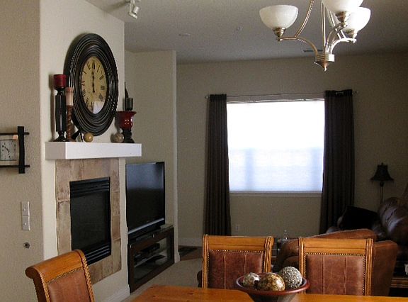 5th image of 180 N Poplar St Unit A