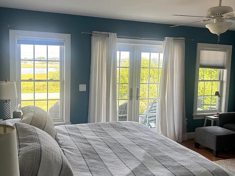 138 Old Black Point Rd — Photo 8