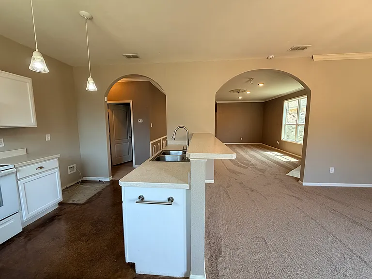 5000 Wild Oats Dr — Photo 24