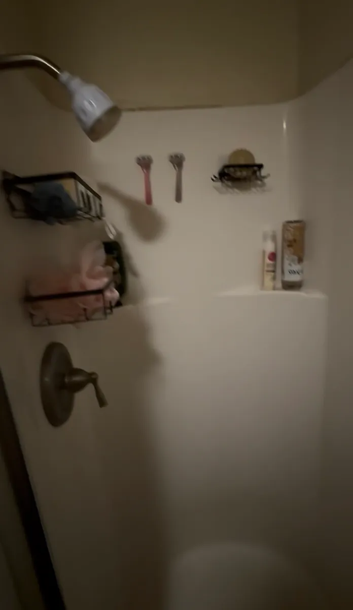 shower - 3167 Flanders Rd #A