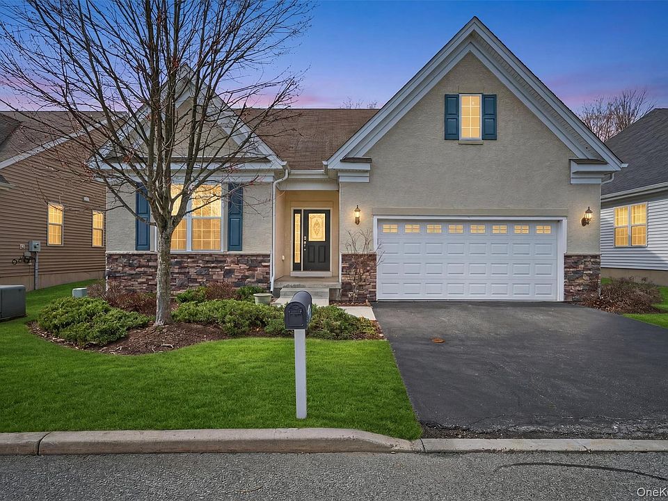 1st image of 10 Cyprus Drive