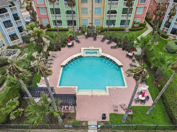 7000 Seawall Blvd APT 1014, Galveston, TX 77551