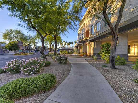 3rd image of 3801 N Goldwater Blvd Unit 202