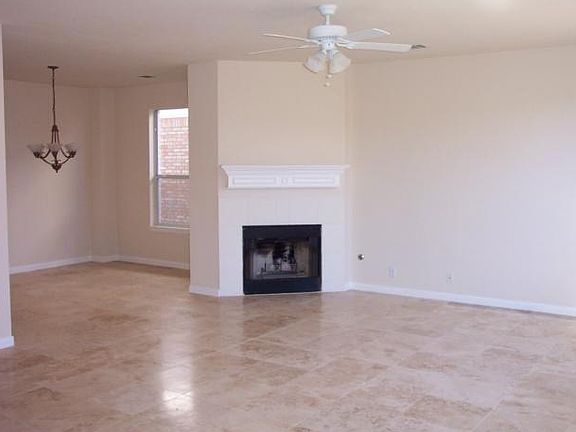 3rd image of 4013 Barlow Dr