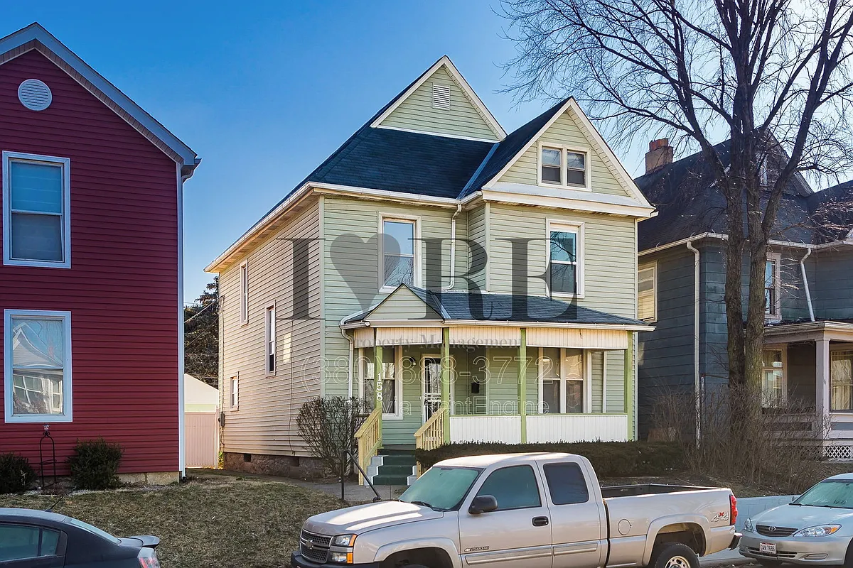 Building Photo - 158 Dakota Ave