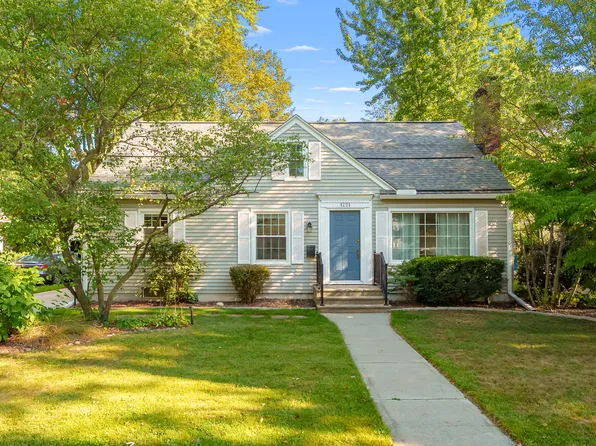 1221 Lakeway Ave, Kalamazoo, MI 49001