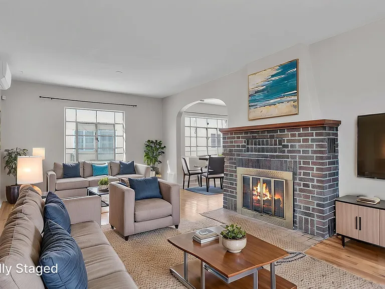 205 Harvard Dr SE #A — Photo 36
