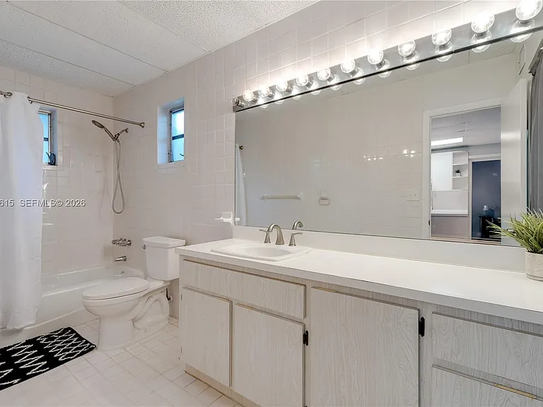 6531 SW 57th Pl — Photo 11