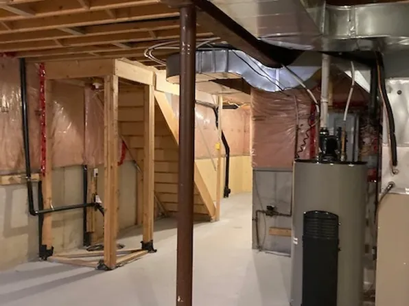 Daniels Gateway, Pleasantview Walk