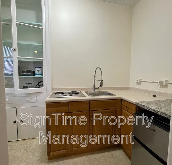 222 Summit Ave #2R — Photo 8