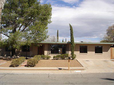 4th image of 9301 E Palm Tree Dr
