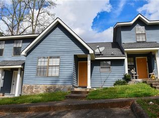 735 Oak Dr, Hapeville, GA
