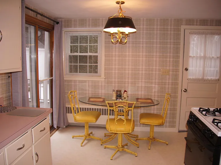 30 Dunster Rd — Photo 4