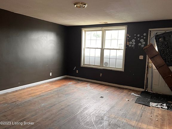 2nd image of 2404 W Griffiths Ave