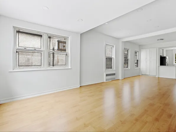 928 East 26th Street image 17 of 24