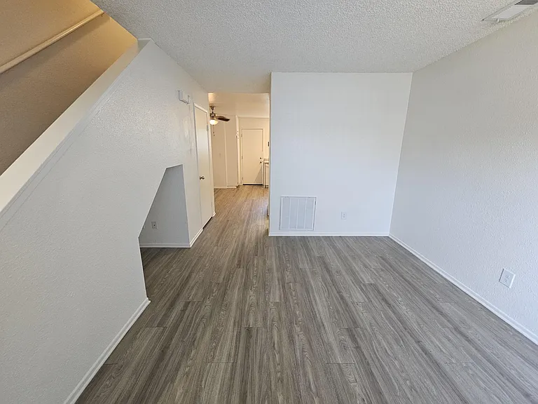 Park Place Townhomes — Photo 15