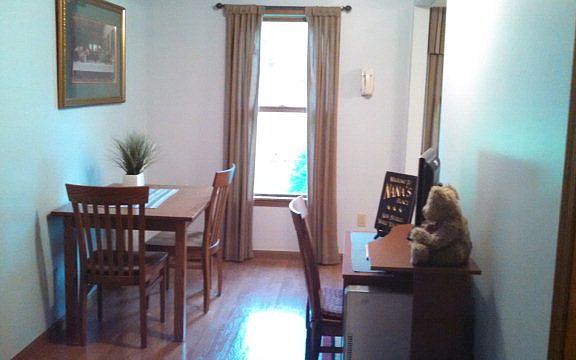 3rd image of 945 City View Dr