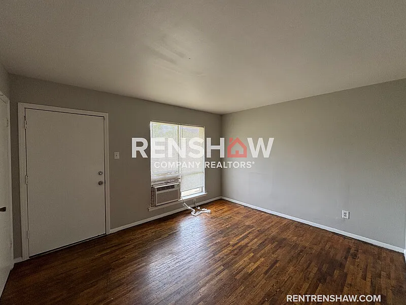 2 bed, 1.0 bath, 717 sqft, $550 — Photo 3