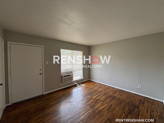 3rd image of 2767 Waverly Ave