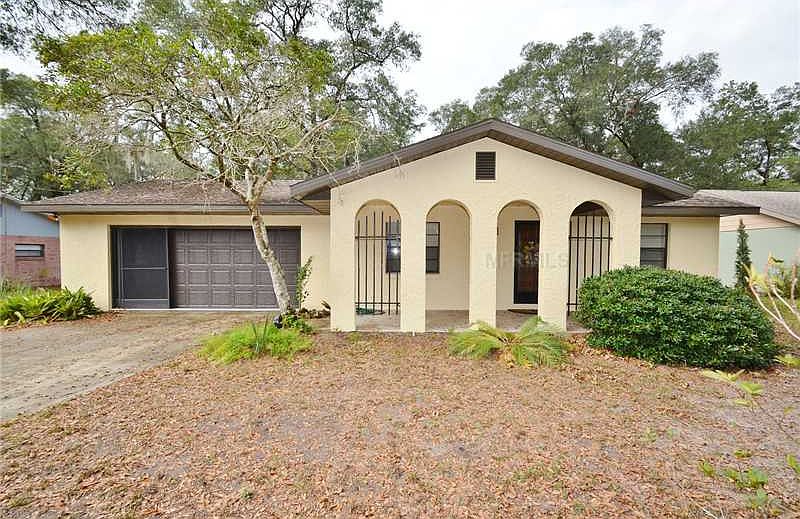 1st image of 609 Heather Ln
