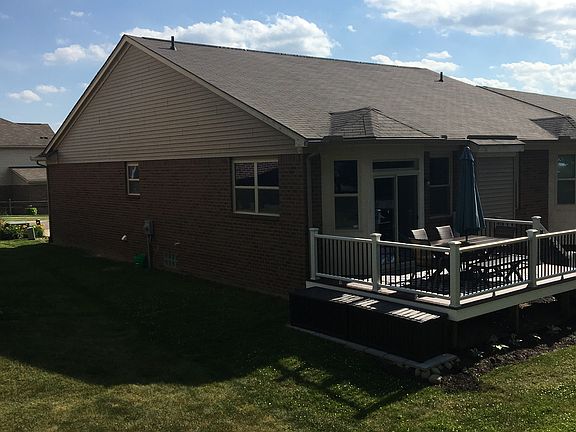 2nd image of 3200 Belle Terre