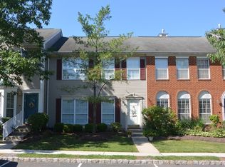 6 Diaz Ct, Franklin Park, NJ