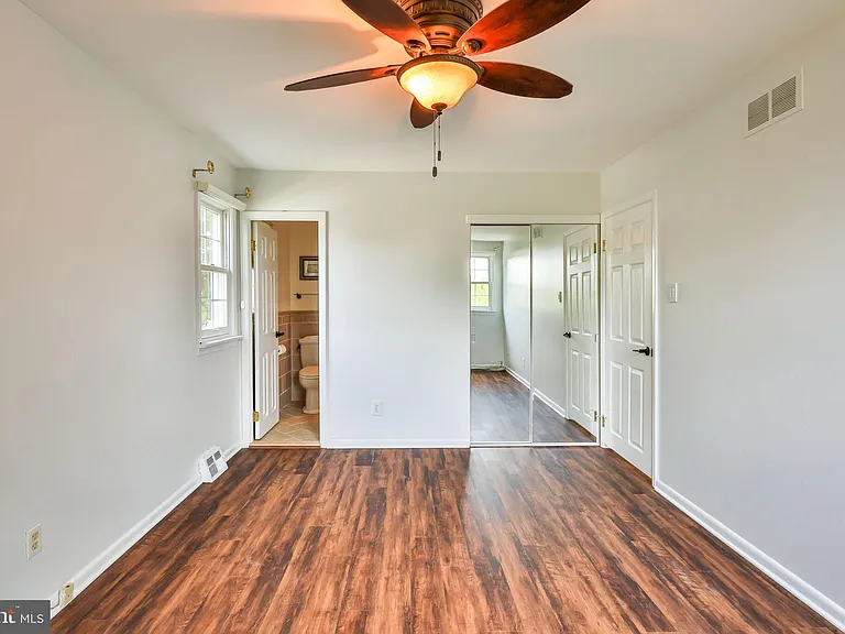 9898 Wistaria St — Photo 28